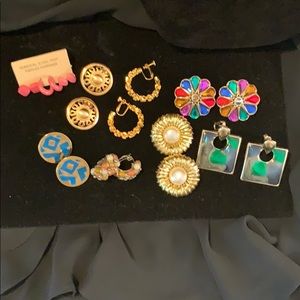 Avon vintage clip on earrings 1 1/2 to 2 inches